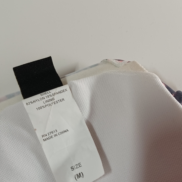 NEW NINETY SIX DEGREES Gray Pink Tie Dye Front Zipper Strapless Bikini Top M - Picture 8 of 9